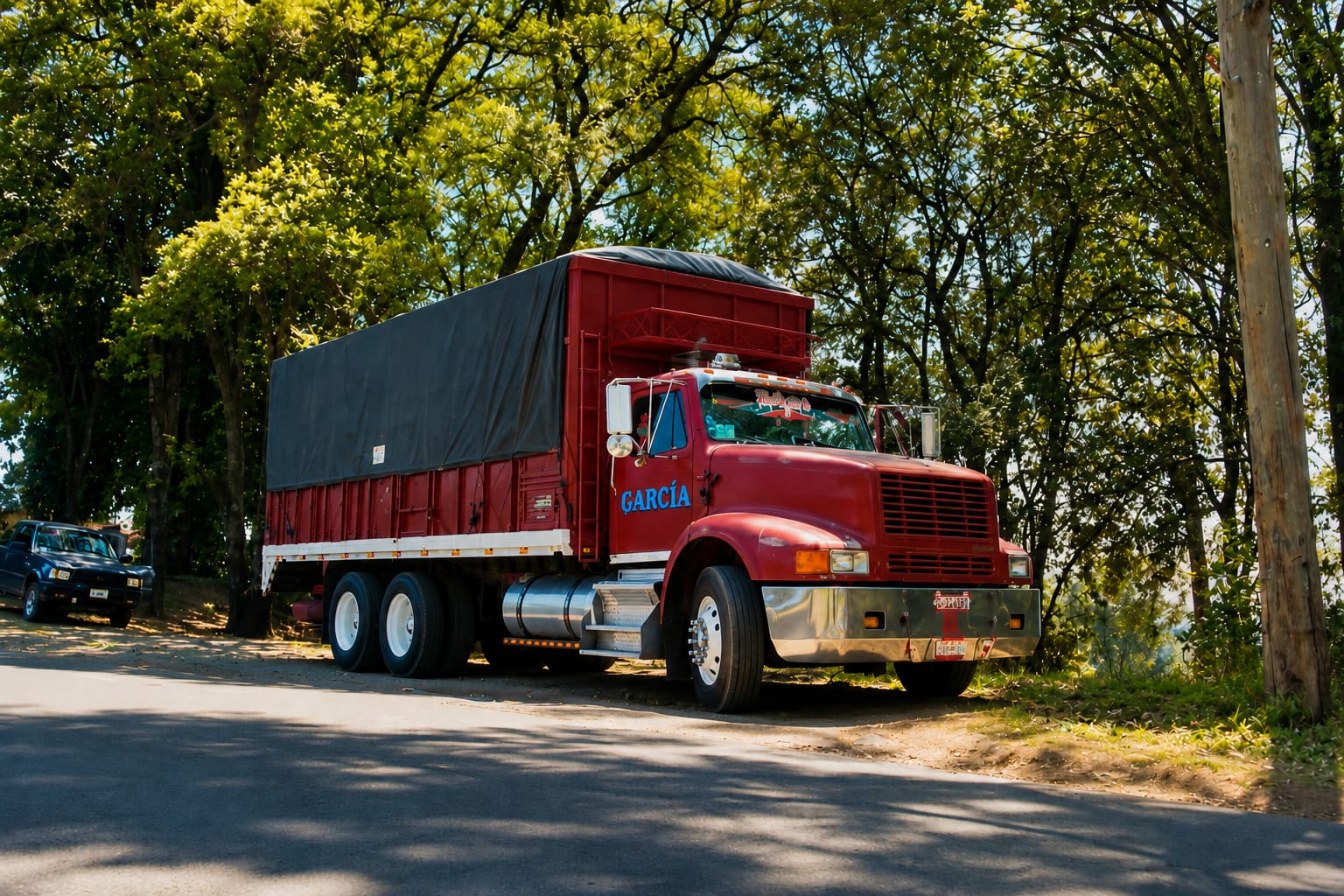 Tortón rojo 2 de Transportes García Jiménez